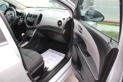 2015 Chevrolet Sonic LT Auto   - Photo 9 - Tulsa, OK 74112