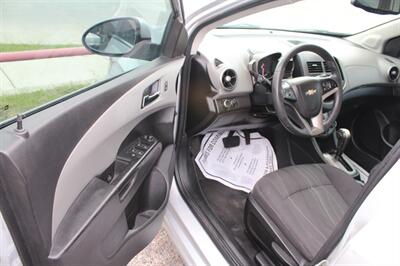 2015 Chevrolet Sonic LT Auto   - Photo 21 - Tulsa, OK 74112