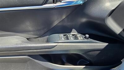 2020 Toyota Camry SE Nightshade   - Photo 20 - Tulsa, OK 74112