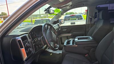 2017 Chevrolet Silverado 1500 LT Z71 - Photo 18 - Tulsa, OK 74112