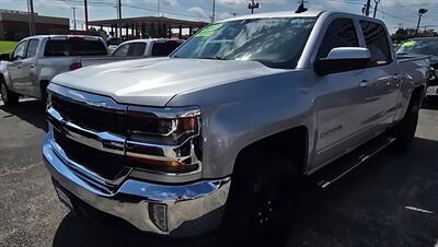2017 Chevrolet Silverado 1500 LT Z71 - Photo 2 - Tulsa, OK 74112