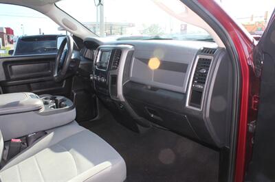 2018 RAM 1500 SXT   - Photo 10 - Tulsa, OK 74112