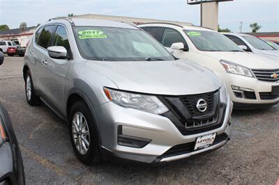 2017 Nissan Rogue SL   - Photo 1 - Tulsa, OK 74112