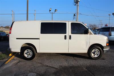 2014 Chevrolet Express 2500   - Photo 16 - Tulsa, OK 74112