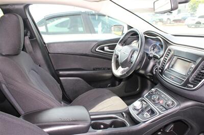 2015 Chrysler 200 Limited   - Photo 11 - Tulsa, OK 74112