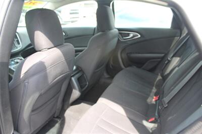 2015 Chrysler 200 Limited   - Photo 18 - Tulsa, OK 74112