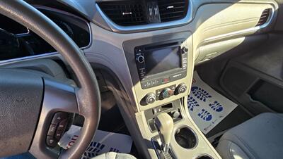 2014 Chevrolet Traverse LS   - Photo 20 - Tulsa, OK 74112