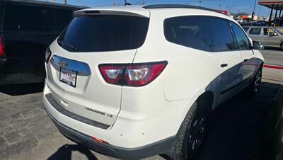 2014 Chevrolet Traverse LS   - Photo 8 - Tulsa, OK 74112