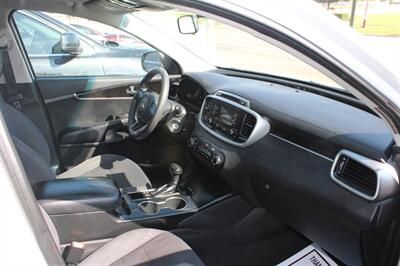 2017 Kia Sorento LX V6   - Photo 18 - Tulsa, OK 74112