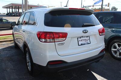 2017 Kia Sorento LX V6   - Photo 4 - Tulsa, OK 74112