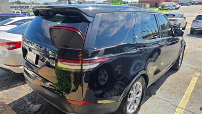 2018 Land Rover Discovery SE   - Photo 3 - Tulsa, OK 74112