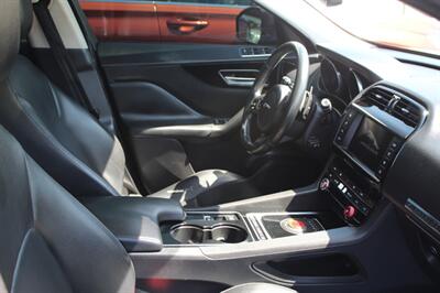 2017 Jaguar F-PACE 35t Premium   - Photo 13 - Tulsa, OK 74112