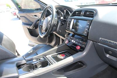 2017 Jaguar F-PACE 35t Premium   - Photo 32 - Tulsa, OK 74112