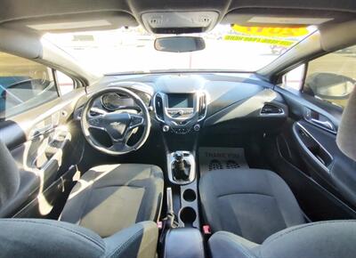 2017 Chevrolet Cruze LT Manual   - Photo 4 - Tulsa, OK 74112