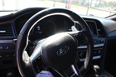2018 Hyundai SONATA Sport 2.0T   - Photo 14 - Tulsa, OK 74112