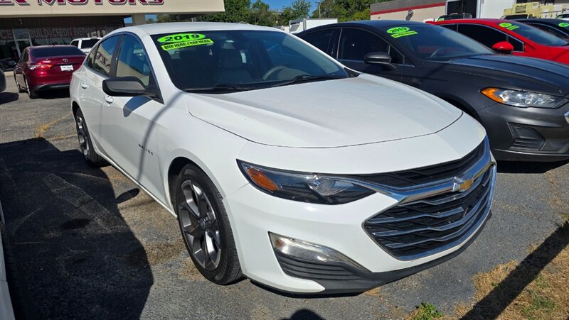 2019 Chevrolet Malibu LS   - Photo 1 - Tulsa, OK 74112