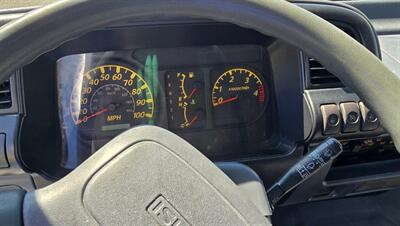 2006 Isuzu NPR - Photo 20 - Tulsa, OK 74112