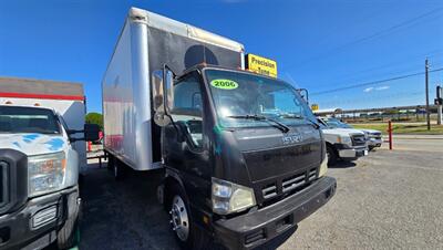 2006 Isuzu NPR - Photo 4 - Tulsa, OK 74112