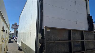 2006 Isuzu NPR - Photo 11 - Tulsa, OK 74112