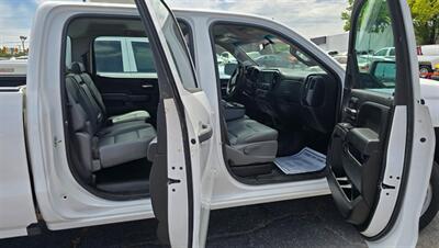 2018 Chevrolet Silverado 2500 Work Truck - Photo 11 - Tulsa, OK 74112