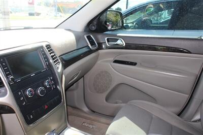 2012 Jeep Grand Cherokee Latitude   - Photo 24 - Tulsa, OK 74112