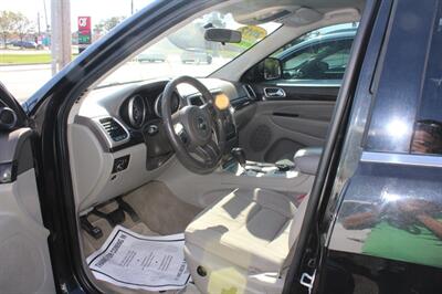 2012 Jeep Grand Cherokee Latitude   - Photo 32 - Tulsa, OK 74112