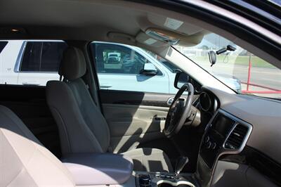 2012 Jeep Grand Cherokee Latitude   - Photo 12 - Tulsa, OK 74112