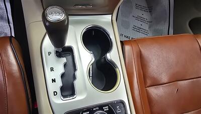 2011 Jeep Grand Cherokee Overland Summit - Photo 18 - Tulsa, OK 74112