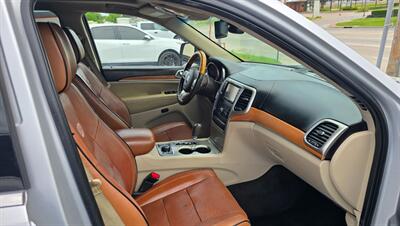 2011 Jeep Grand Cherokee Overland Summit - Photo 8 - Tulsa, OK 74112