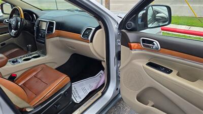 2011 Jeep Grand Cherokee Overland Summit - Photo 9 - Tulsa, OK 74112