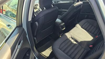 2013 Ford Fusion Hybrid SE   - Photo 13 - Tulsa, OK 74112