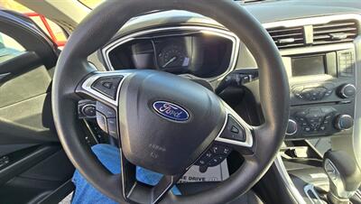 2013 Ford Fusion Hybrid SE   - Photo 20 - Tulsa, OK 74112