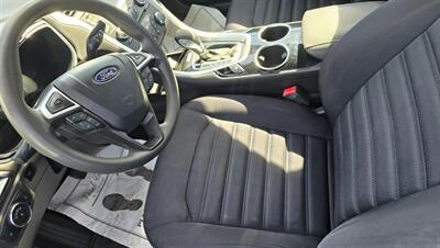 2013 Ford Fusion Hybrid SE   - Photo 17 - Tulsa, OK 74112