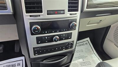 2010 Chrysler Town & Country Touring Plus   - Photo 16 - Tulsa, OK 74112