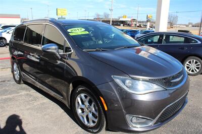 2017 Chrysler Pacifica Limited   - Photo 14 - Tulsa, OK 74112