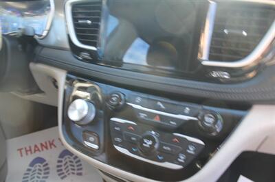 2017 Chrysler Pacifica Limited   - Photo 26 - Tulsa, OK 74112