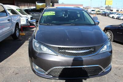 2017 Chrysler Pacifica Limited   - Photo 5 - Tulsa, OK 74112