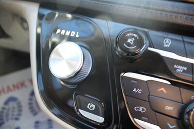 2017 Chrysler Pacifica Limited   - Photo 30 - Tulsa, OK 74112