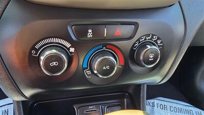 2018 Jeep Cherokee North   - Photo 8 - Tulsa, OK 74112