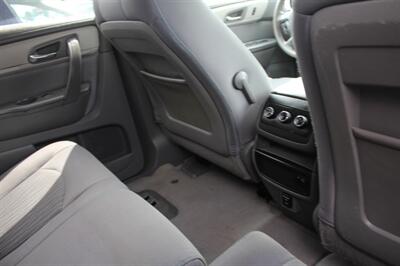 2015 Chevrolet Traverse LS   - Photo 17 - Tulsa, OK 74112