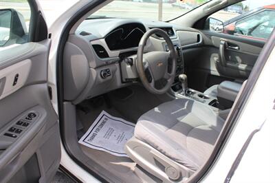2015 Chevrolet Traverse LS   - Photo 29 - Tulsa, OK 74112