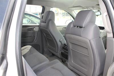 2015 Chevrolet Traverse LS   - Photo 16 - Tulsa, OK 74112