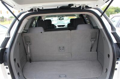2015 Chevrolet Traverse LS   - Photo 10 - Tulsa, OK 74112