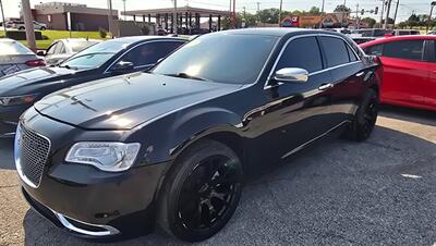 2017 Chrysler 300C - Photo 2 - Tulsa, OK 74112