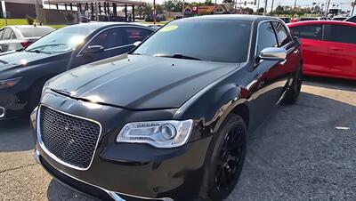 2017 Chrysler 300C - Photo 13 - Tulsa, OK 74112