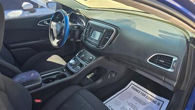 2015 Chrysler 200 Limited - Photo 10 - Tulsa, OK 74112