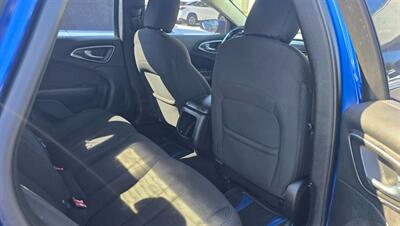 2015 Chrysler 200 Limited - Photo 12 - Tulsa, OK 74112