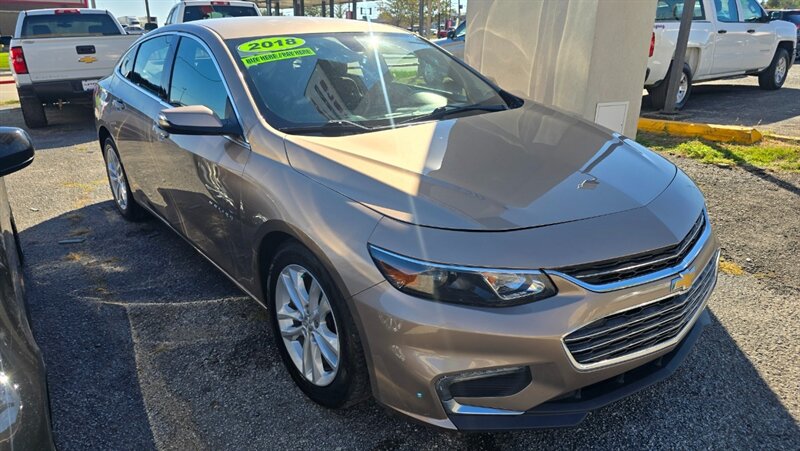 2018 Chevrolet Malibu LT   - Photo 1 - Tulsa, OK 74112