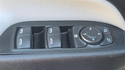 2022 Chevrolet Equinox LT   - Photo 28 - Tulsa, OK 74112