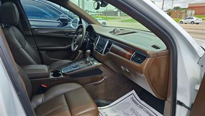 2018 Porsche Macan S   - Photo 10 - Tulsa, OK 74112